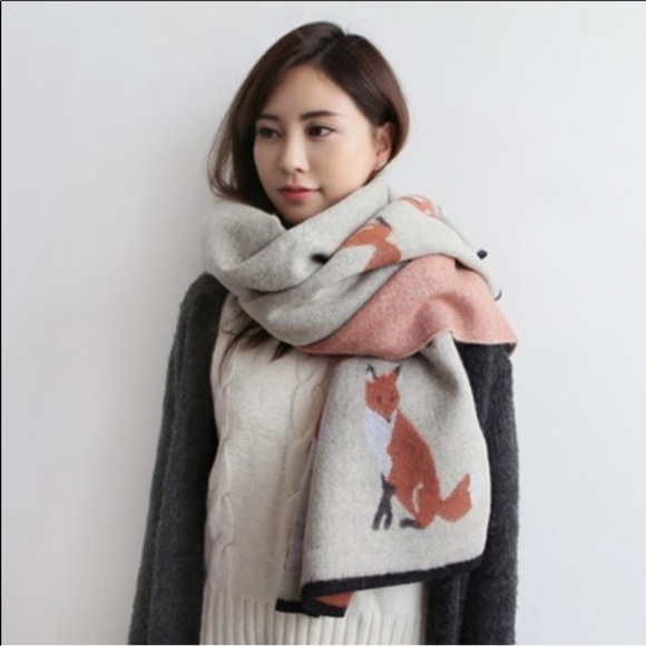 Modcloth Accessories - 🦊🍂 CUTE FOX SCARF - versatile colors. 🍂🦊